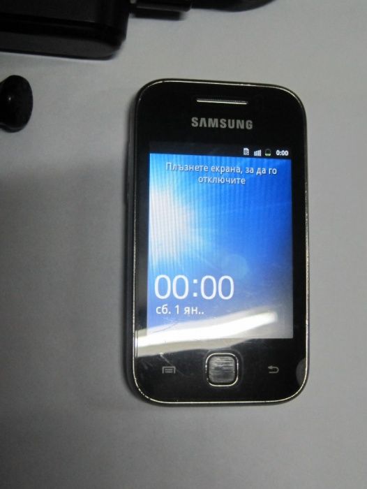 Samsung Galaxy y GT-S5360 Подарък слушалки !