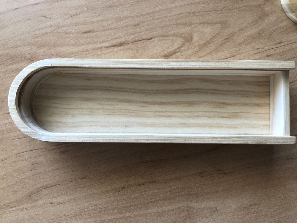 Дървена кутийка за бижута / несесер за химикалки / моливи