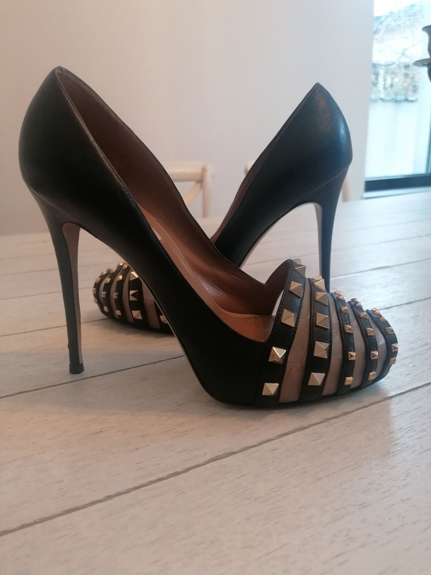 Pantofi VALENTINO Originali!