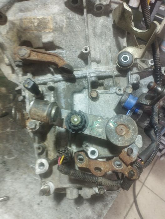 Скоростна кутия от Сузуки Балетно.2016г за части.