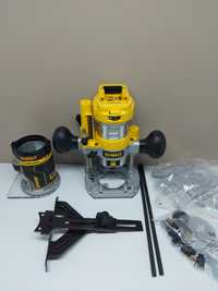 Нова акумулаторна фреза Dewalt DCW604NT