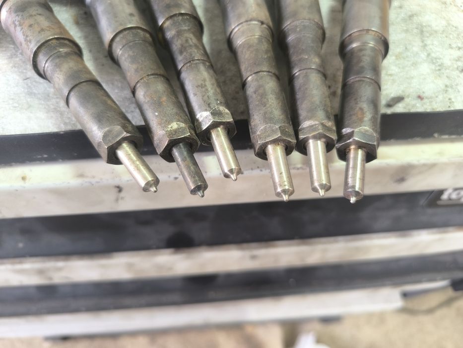 Дюзи БМВ 525 е39