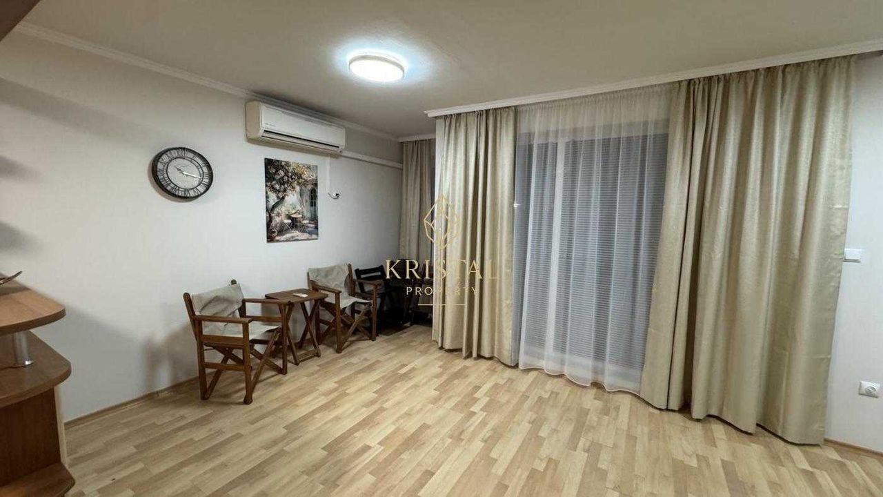 Продава се Тристаен апартамент в Несебър - 154 кв.м за 1007 €/кв.м - Снимка #2