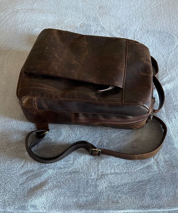 Rucsac din piele naturală