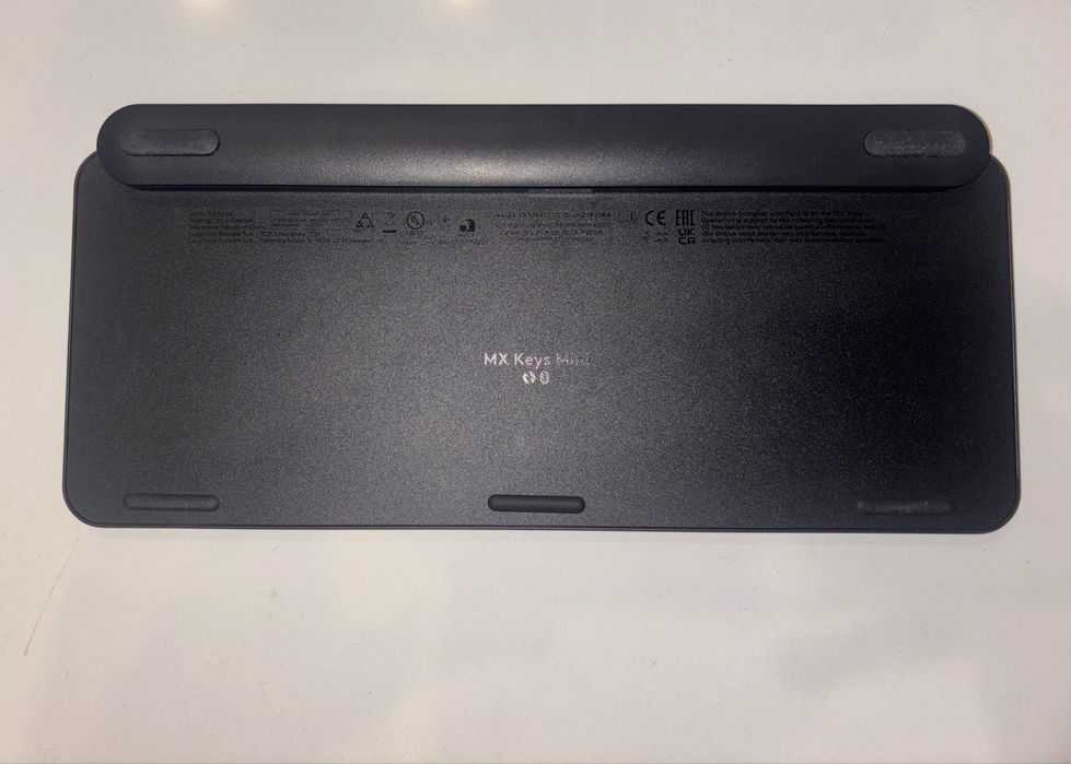 MX Keys Mini с 3 липсващи копчета (работи)