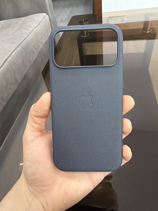 Iphone 17 pro max Chexol orginal