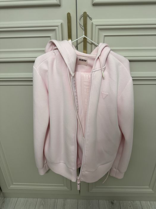 Спортивный костюм GUESS размер М