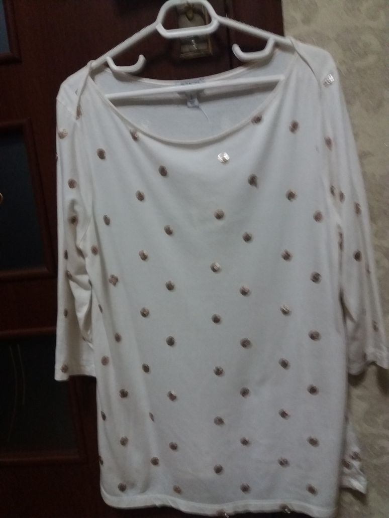 Женская блузка индийская. Цвет слоновая кость с пайетками. Нарядная.