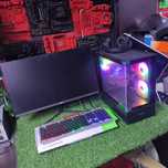 Игровой компьютер в комплекте! почти новый!