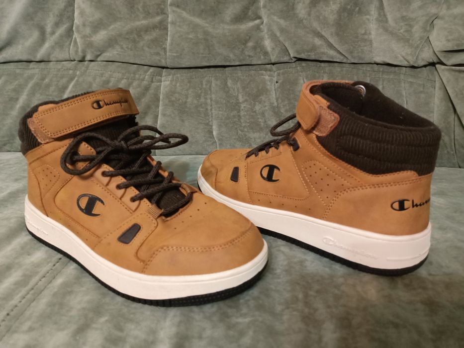 Încălțăminte CHAMPION