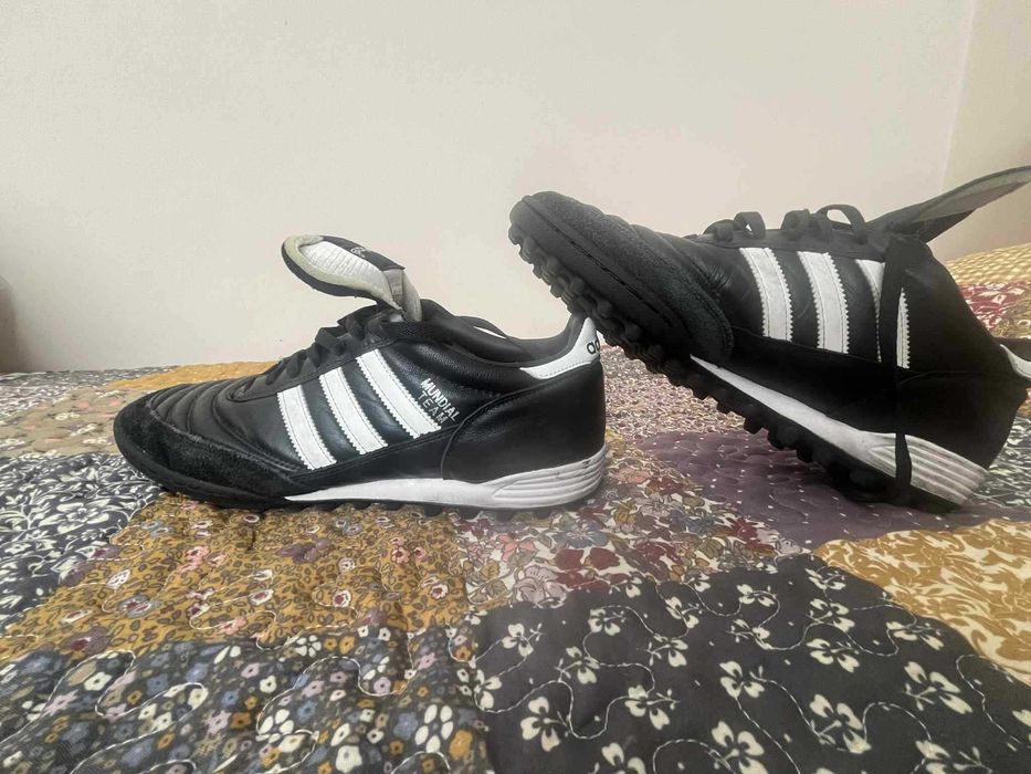 Adidas Mundial стоножки 45