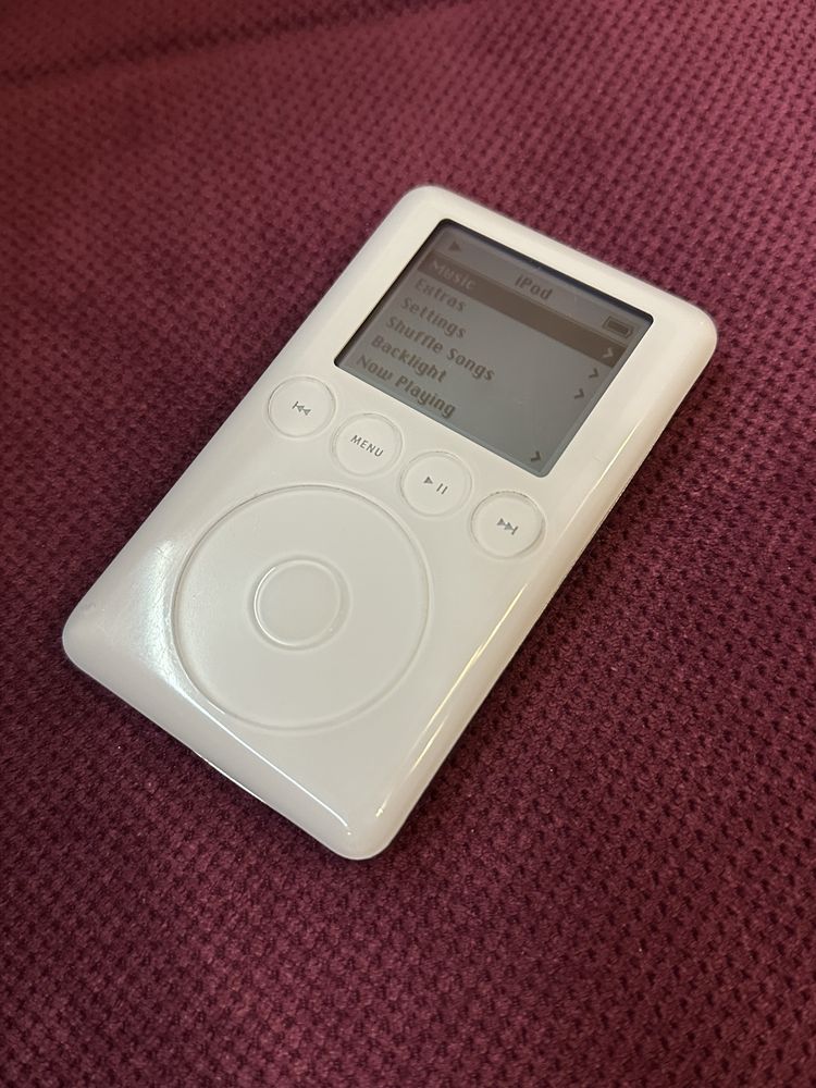 iPod Classic 10gb (оригинална памет) Ипод калсик 3