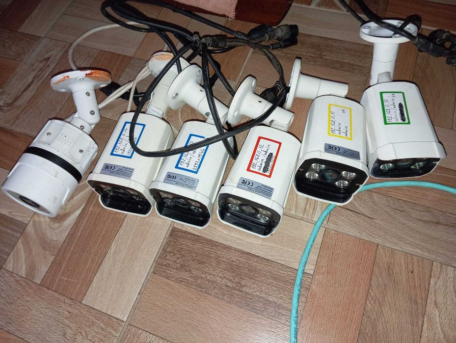 NVR 10 canale + HDD 3Tb + 6 camere IP 2-4MP + switch 1000Mbps
