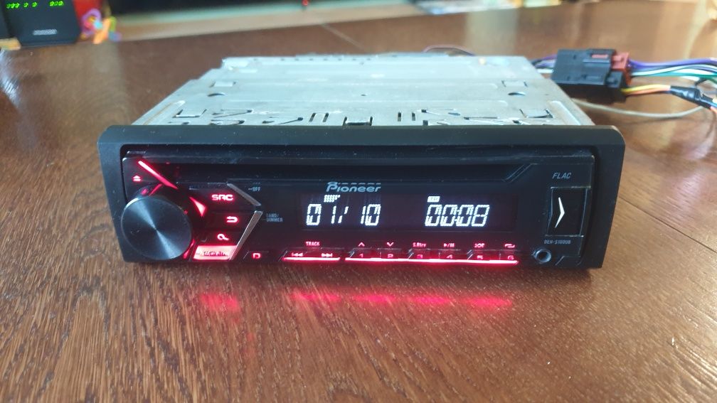Авто радио плеър музика за кола Пайнер Pioneer CD MP-3 USB AUX