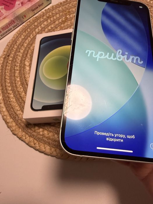 Iphone 12 , 64 GB 98% емкость