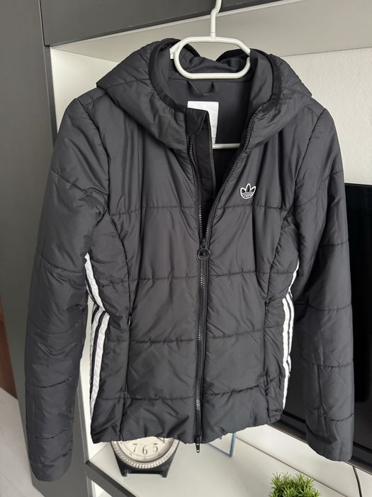 Дамско яке Adidas