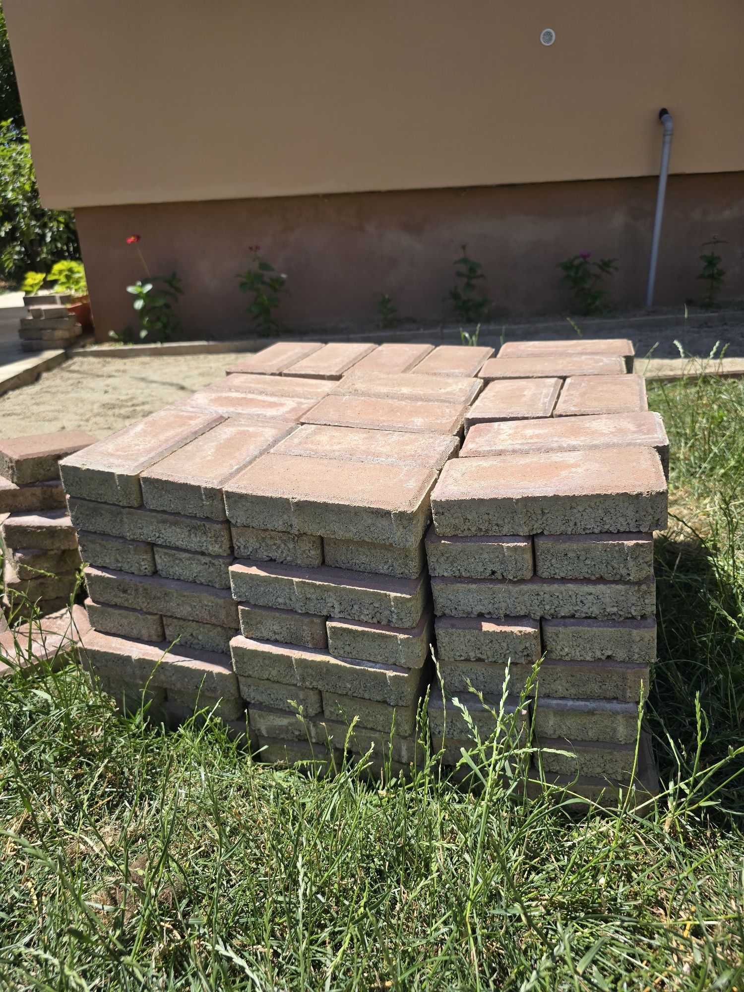 Pavaj 12 mp 620 bucati