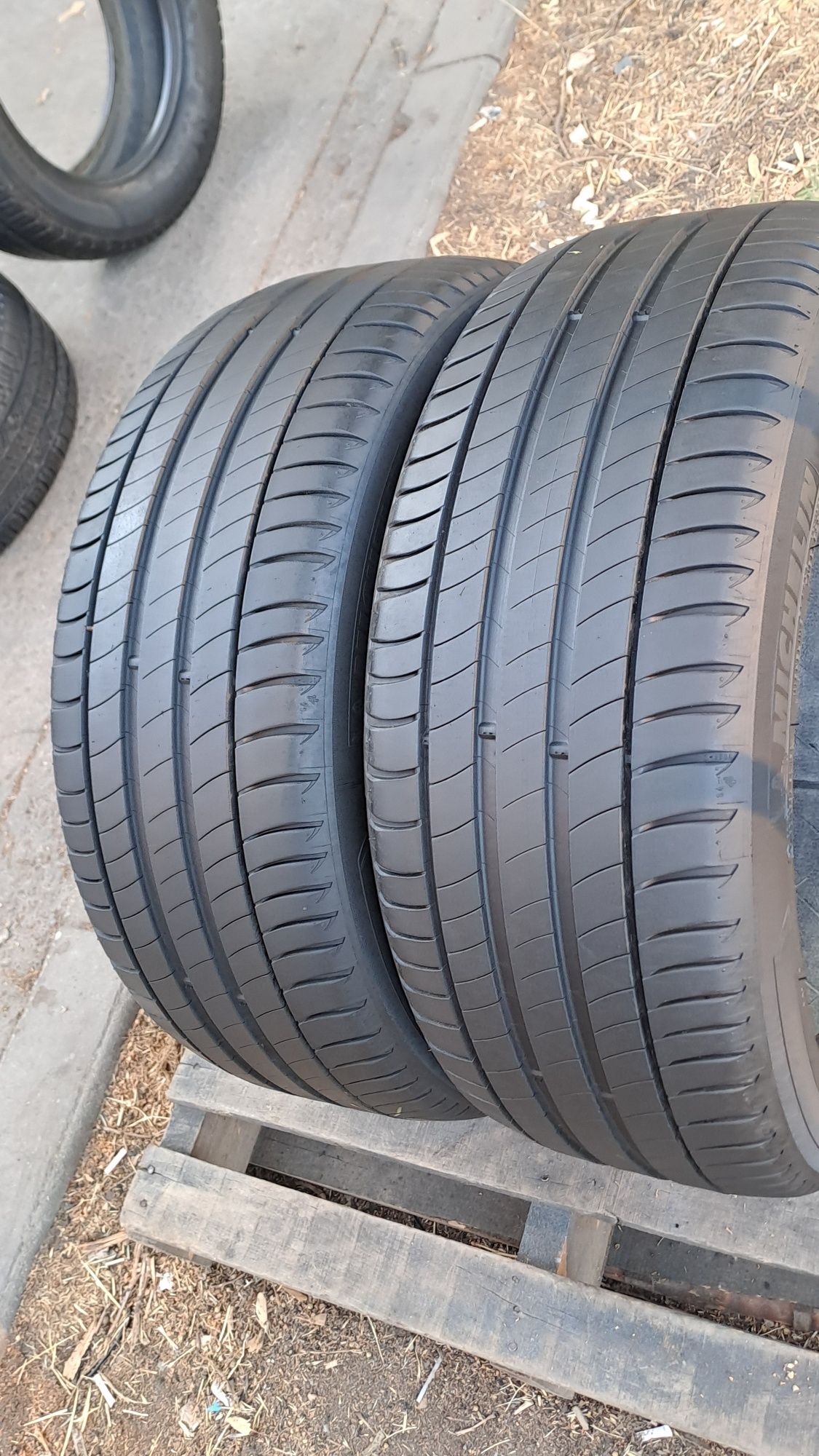 2бр. 225/45/17 Michelin Primacy 3