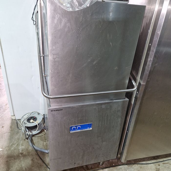 Mașina de spălat vase cu sau fara capota, din inox, cu  ciclu scurt 2