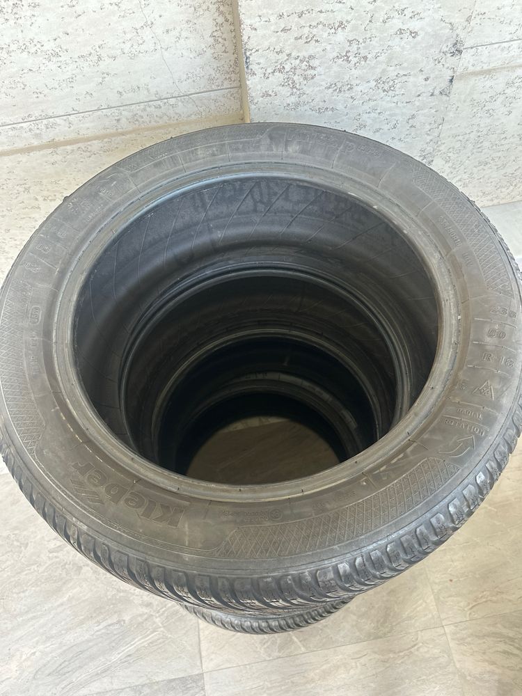 Продам зимние шины Michelin (Kleber) 18/235/50. Почти новые