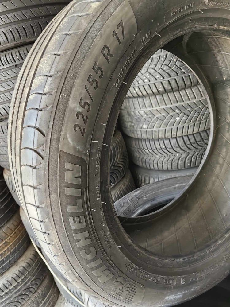 225/55/17” MICHELIN DOT3719