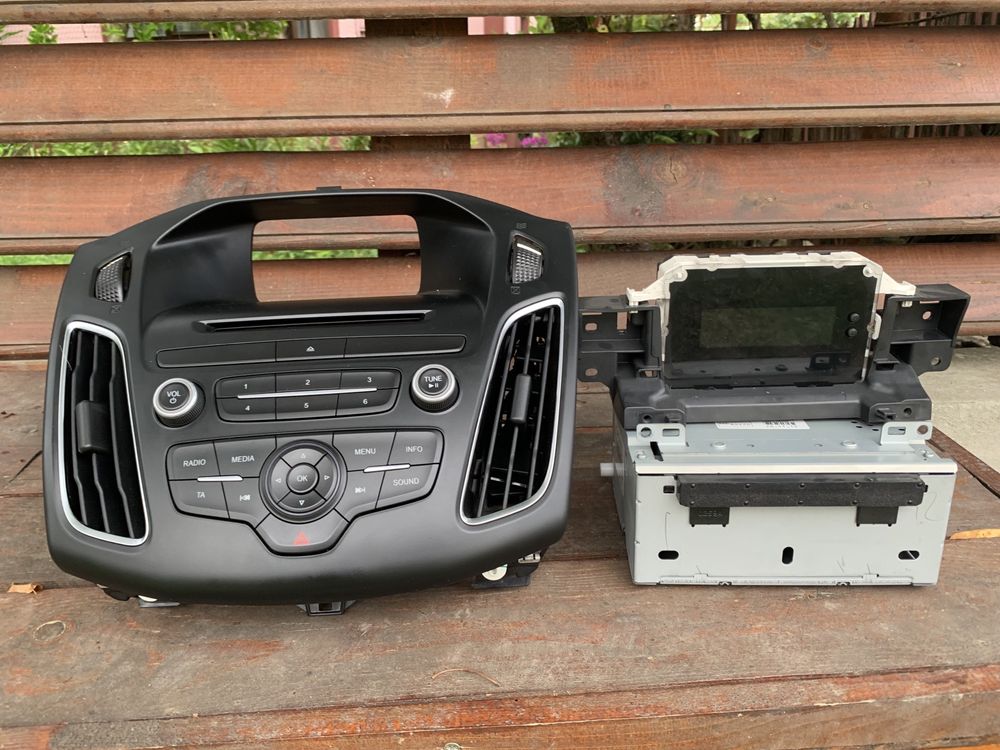 Ford Sync 1 (rama, unitate audio / CD player, ecran/display)