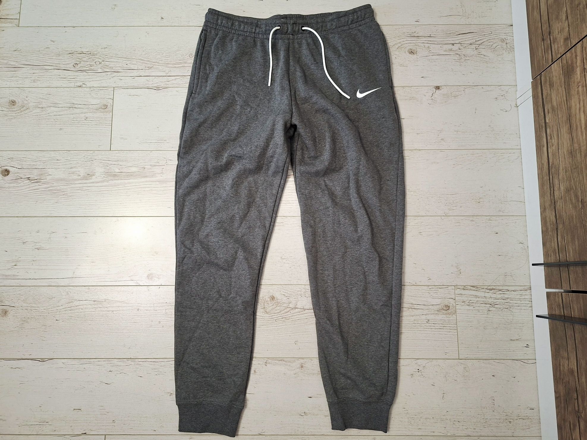 Nike-Ориг. Долнище Ново!