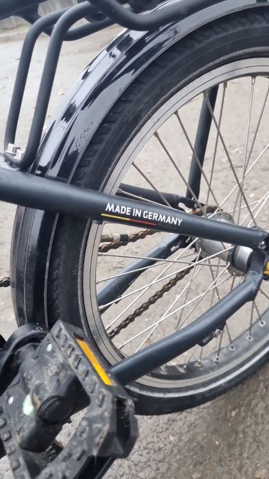 Bigicleta  funcționează  niciun defect  impecabila