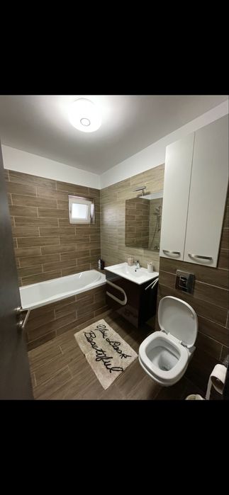 Vand apartament Omnia Residence