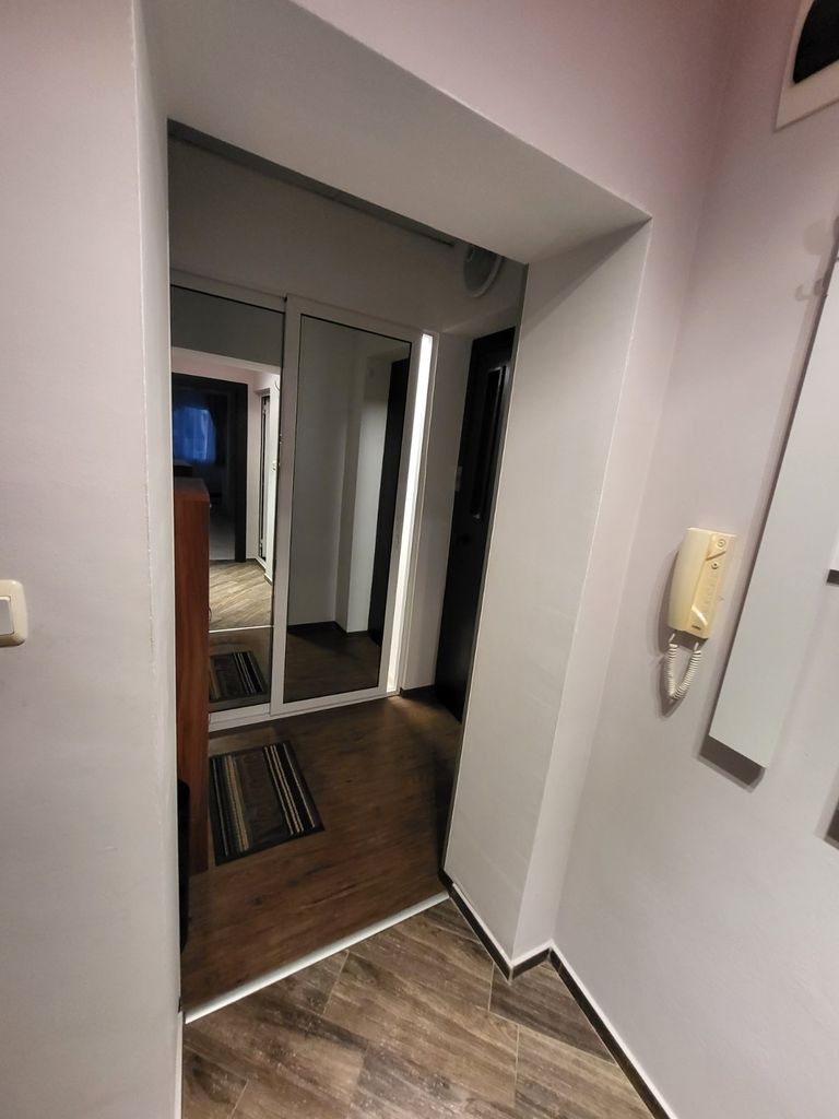 Дава се под наем Тристаен апартамент в Бургас, Възраждане - 95 кв.м за 510 € - Снимка #14