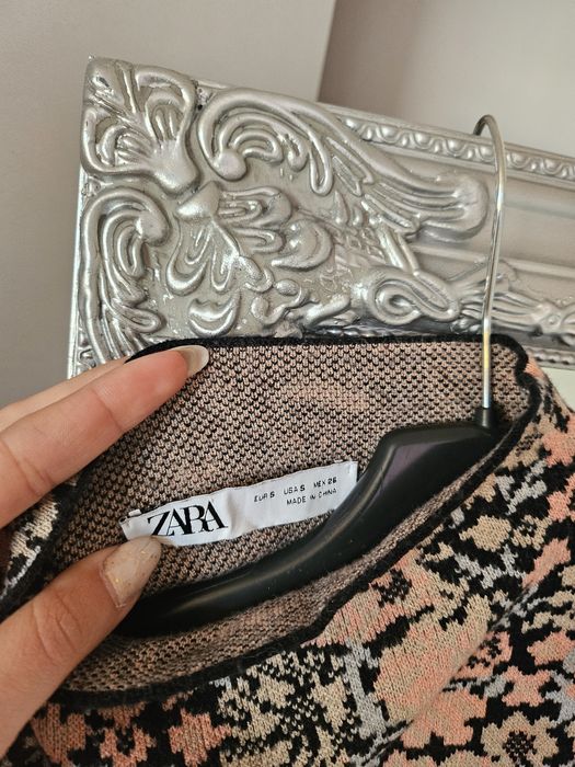 Рокля от финно плетиво ZARA