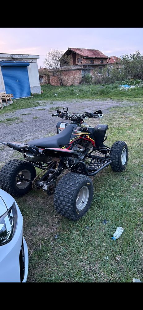 Suzuki LTR 450R.