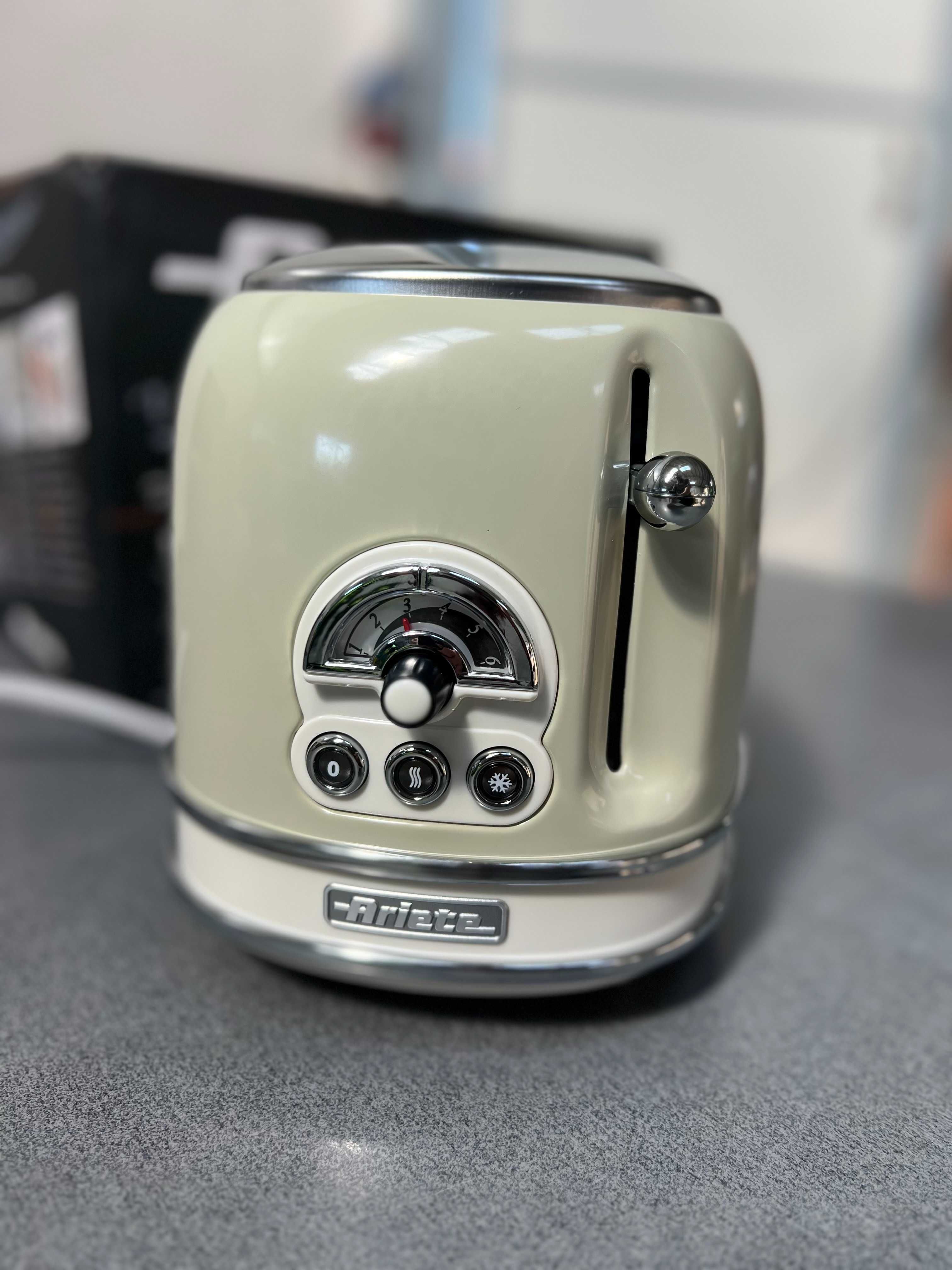 Тостер Ariete Retro 155 Beige, 810W
