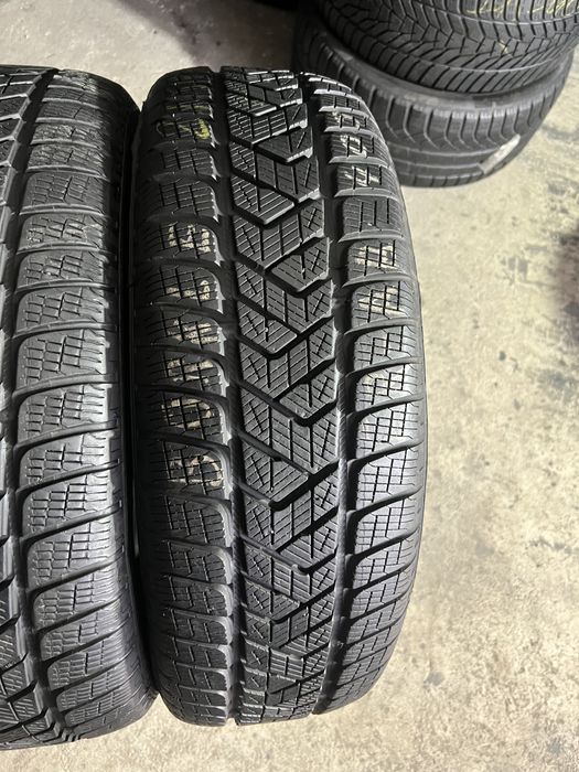 4 anvelope de iarna 215/65/17 pirelli 6-6.5 mm!