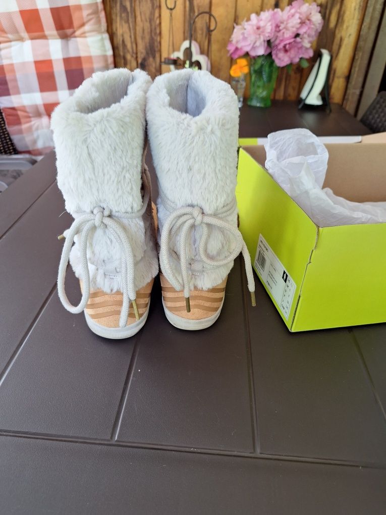Adidas Neo Eskimo