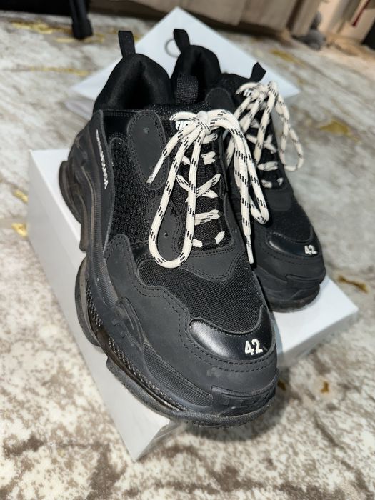 Balenciaga Triple S Calitate PREMIUM