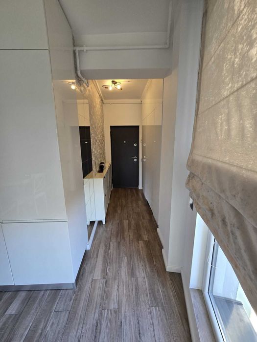 Se inchiriaza Ap. 2 camere + parcare subterana in zona centrala