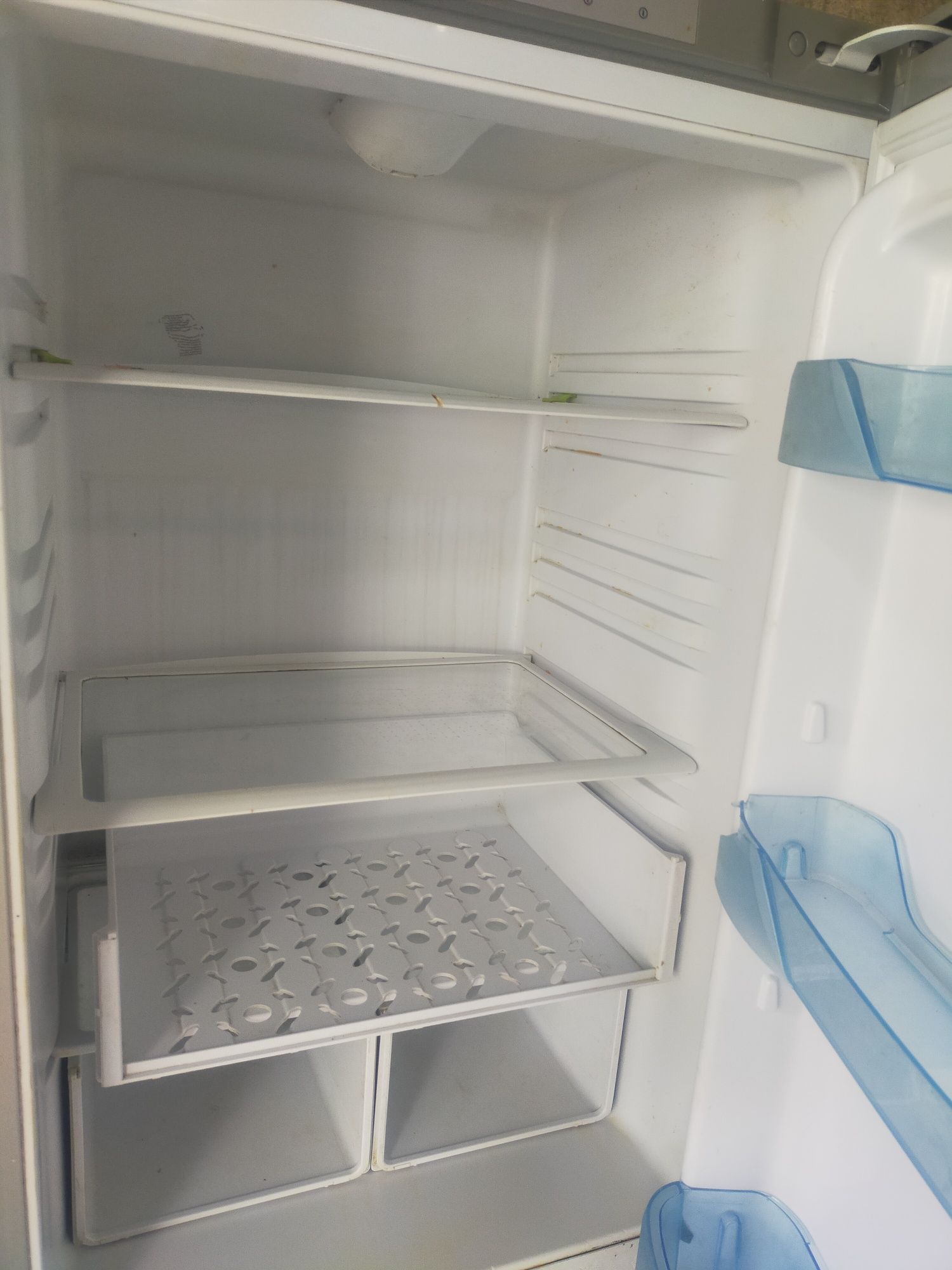 Холодильник Рабочая