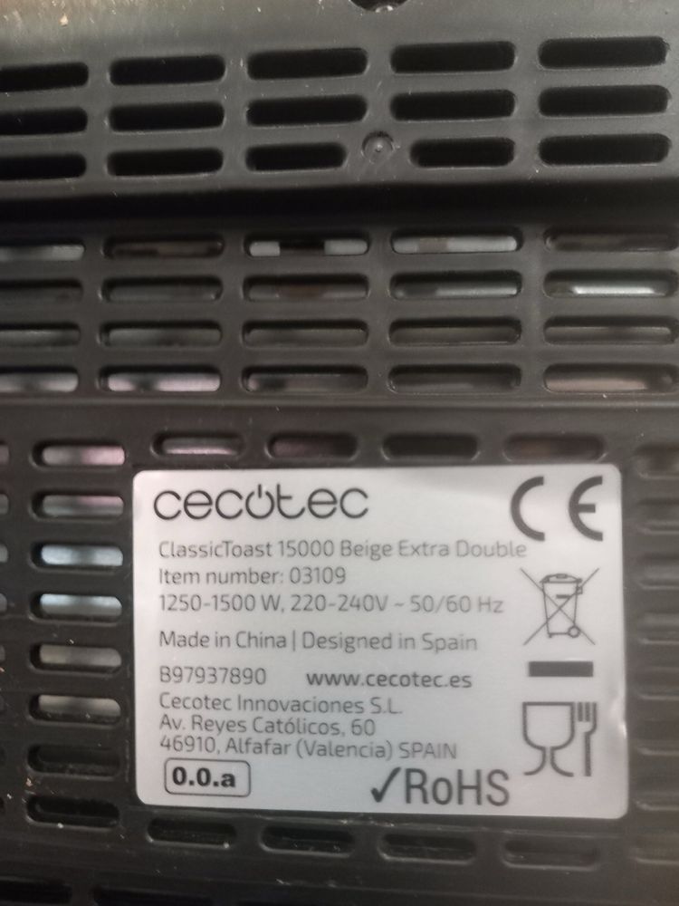 Цифров тостер Cecotec