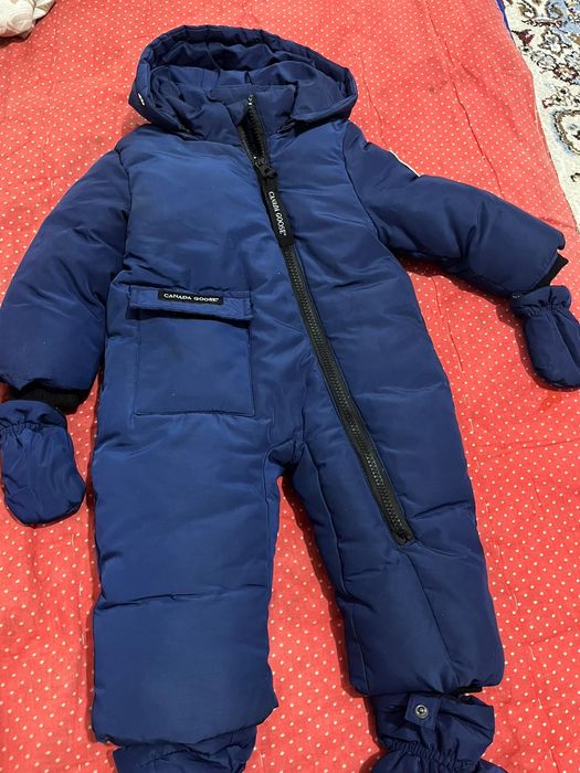 Продам зимний куртку для малышей