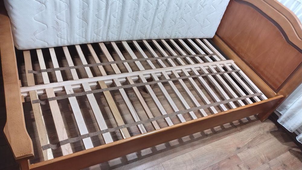 Pat /120/2.Lemn masiv