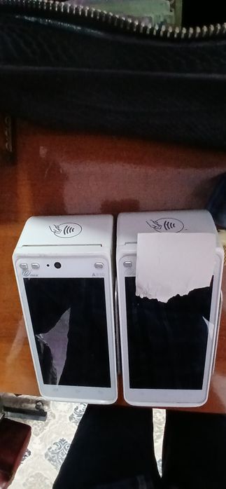 Terminal A930 2 bor va 1 dona uzkassa