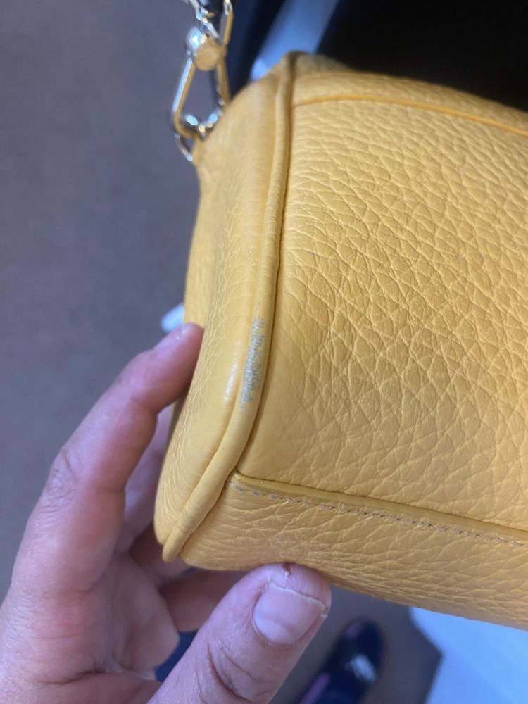 Furla /има забележка снимана е /
