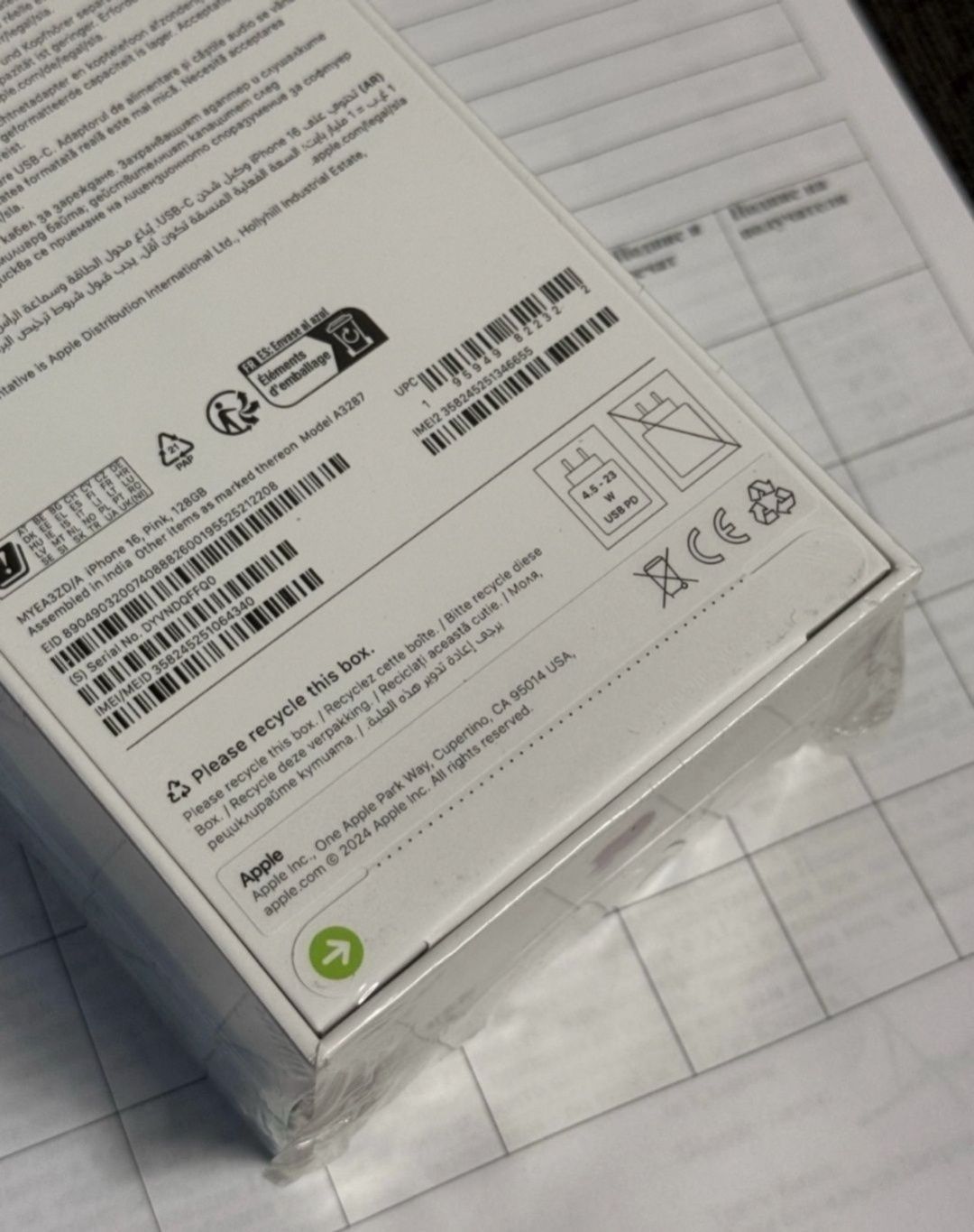 ЗАПЕЧАТАН 128GB iPhone 16 tTec MODE А1 Гаранция 2027г. Pink / Розов