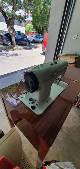 Шевна машина SALMOIRAGHI Milano