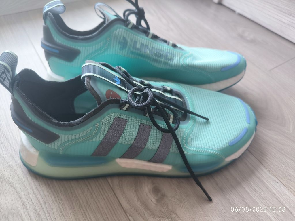 Adidas Halo Infinite xbox nr 47
adidas
x XBOX NMD_V3 "Halo Infinite" s