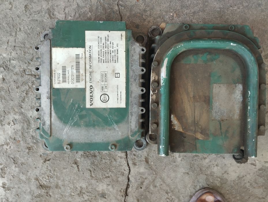 Блок управления двигателем