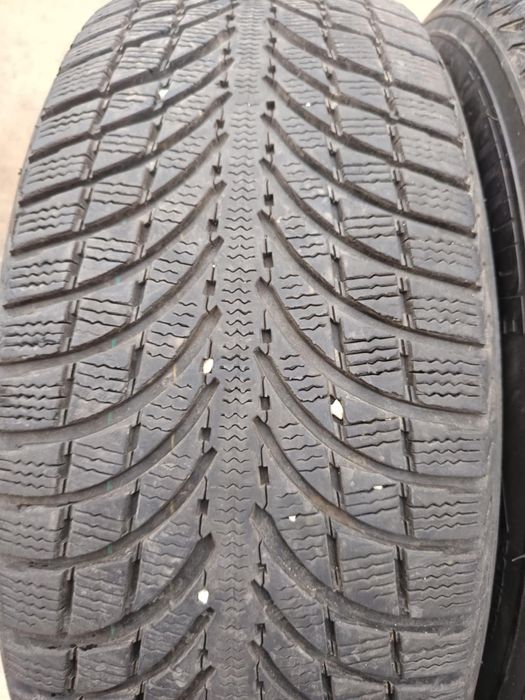 235/65/17  4 броя Michelin Latitude.Гумите са в много добро състояние,