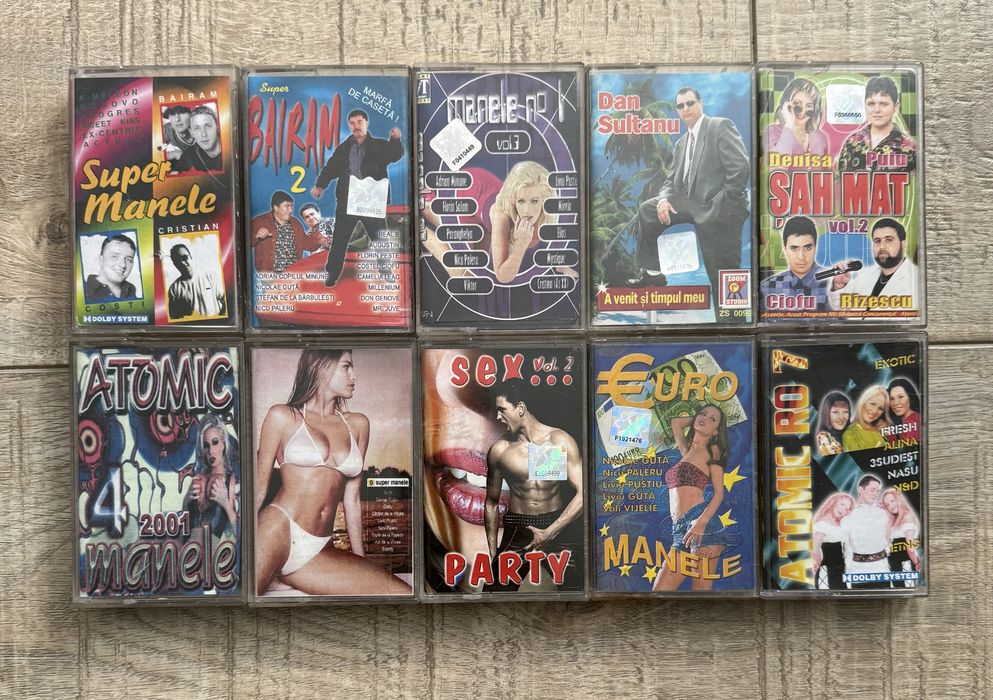 Lot 40 casete cu manele