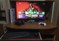Xbox one X+Monitor Curbat 32"+Suport+Casti+Tas&Mou+Convertor+4Jocuri